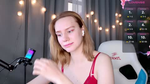 im Amy online show from December 25, 2024, 11:33 am