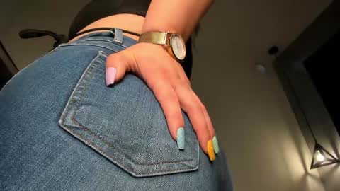 rebecca online show from January 27, 2025, 3:39 pm