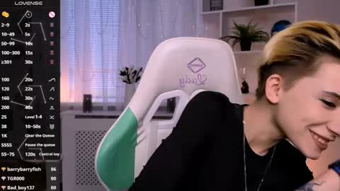 Snapshot of _rein_ramm chatting on May 11, 2026, 2:45 pm Rein online show from May 11, 2026, 2:45 pm