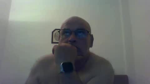 REY online show from May 19, 2026, 6:20 am