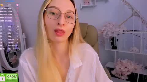 I am Rina online show from March 1, 2025, 6:24 am