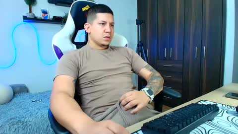 Roberto online show from February 4, 2025, 12:33 pm