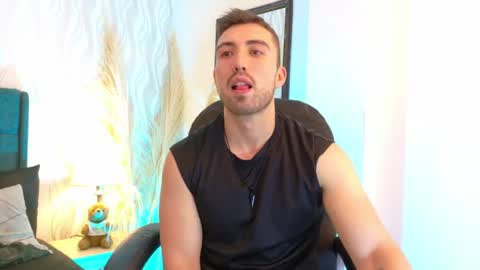 Snapshot of _ryan__1 chatting on April 15, 2026, 1:07 pm Ryan online show from April 15, 2026, 1:07 pm