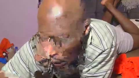 Snapshot of _sambo_ chatting on November 15, 2025, 1:07 pm _sambo_ online show from November 15, 2025, 1:07 pm