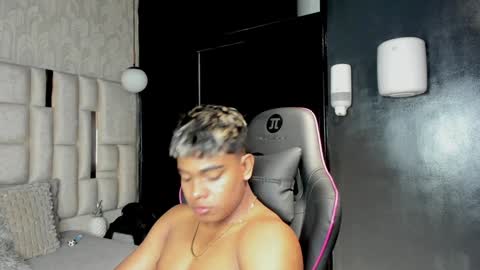 _sammy_ice online show from January 15, 2025, 7:05 am