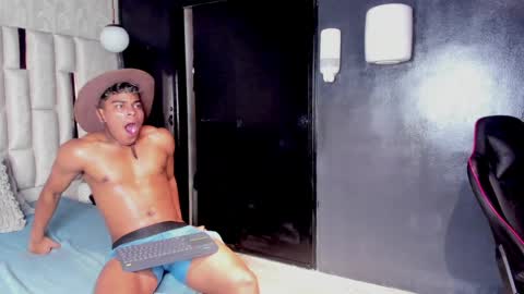 _sammy_ice online show from February 8, 2025, 12:39 pm