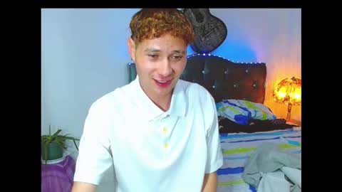 santi online show from March 18, 2026, 2:26 am