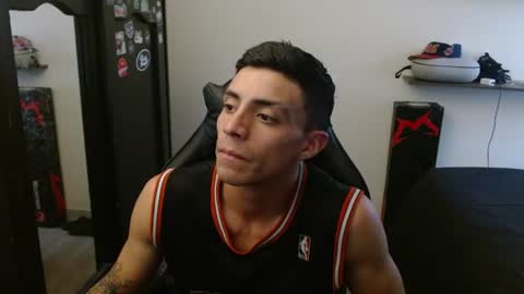 Snapshot of _schnnneider_ chatting on June 26, 2026, 10:03 pm SCHNEIDER online show from June 26, 2026, 10:03 pm