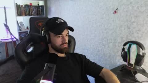 Ask me online show from September 11, 2025, 11:32 am