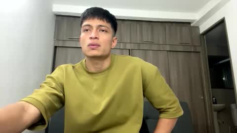 Juan Pablo-independent model online show from February 22, 2026, 12:23 am