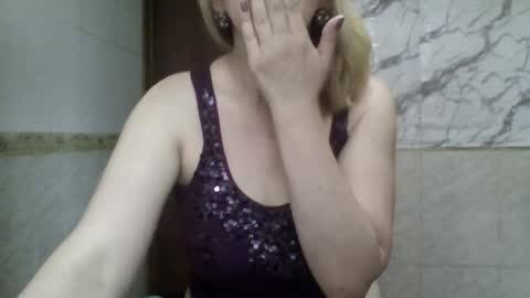  SexyXSveta  online show from June 20, 2026, 4:48 am