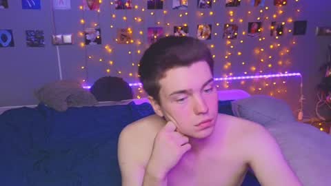 NATHANPVT IS OPEN online show from December 11, 2024, 2:11 pm