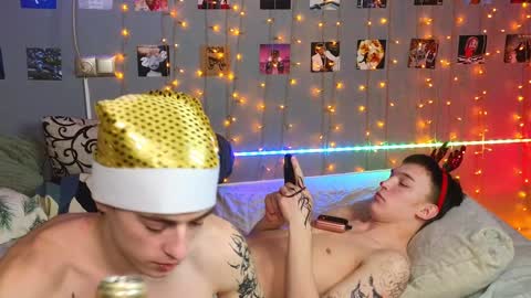 NATHANPVT IS OPEN online show from December 25, 2024, 2:23 pm