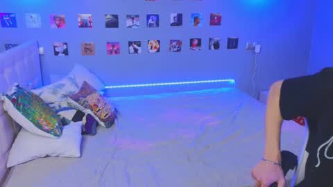 NATHANPVT IS OPEN online show from January 16, 2025, 11:04 am