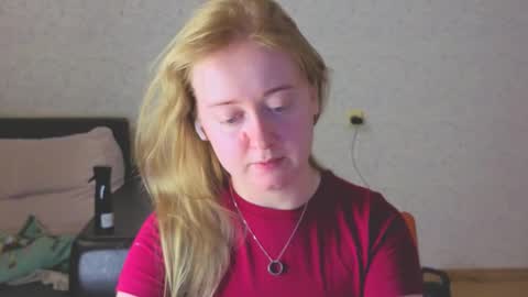 Snapshot of _sofiy_milashka chatting on November 24, 2025, 8:19 pm Sofiy online show from November 24, 2025, 8:19 pm