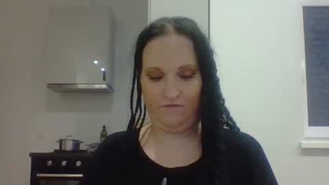 Melisa online show from January 14, 2025, 1:49 pm