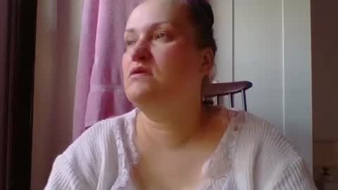 Melisa online show from March 10, 2025, 7:32 am