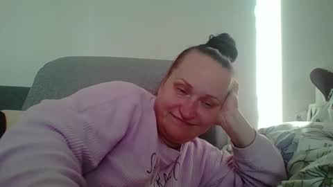 Melisa online show from October 8, 2025, 1:53 pm