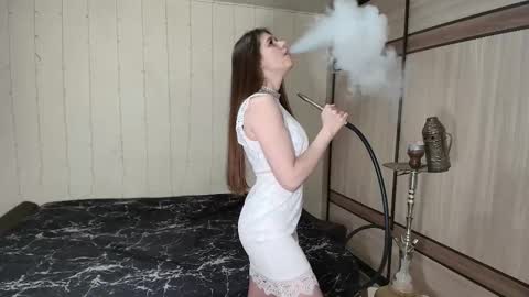 Stella Cardo online show from December 1, 2025, 6:40 am