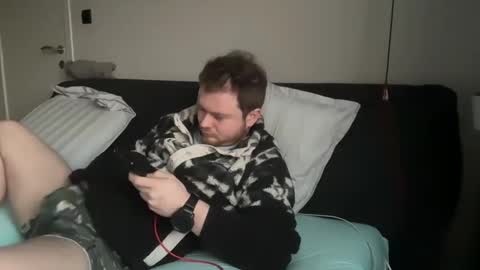 Snapshot of _stevie___ chatting on March 2, 2025, 5:25 pm _stevie___ online show from March 2, 2025, 5:25 pm