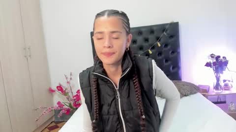 Snapshot of _sussi_ chatting on February 20, 2025, 1:40 pm Sussi online show from February 20, 2025, 1:40 pm