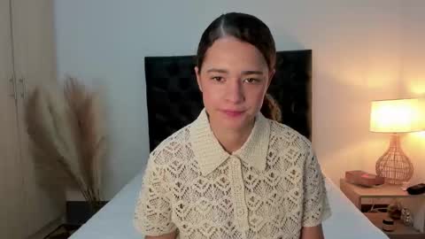 Snapshot of _sussi_ chatting on October 9, 2025, 2:04 pm Sussi online show from October 9, 2025, 2:04 pm