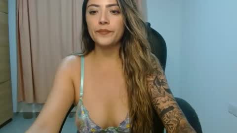 Snapshot of _sweet_rachel chatting on November 5, 2025, 2:22 am Rachel online show from November 5, 2025, 2:22 am