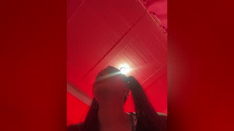   0900 p.m a 0500 a.m Colombia time UTC -5  online show from March 24, 2026, 2:05 am