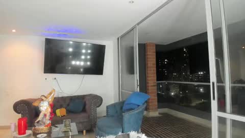 Maria Fernanda online show from February 3, 2025, 2:25 am