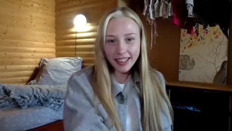 Snapshot of _sweetsky_ chatting on March 13, 2026, 11:17 am _sweetsky_ online show from March 13, 2026, 11:17 am