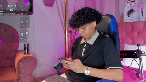 Snapshot of _taylor_black chatting on April 24, 2026, 9:39 pm Taylor online show from April 24, 2026, 9:39 pm
