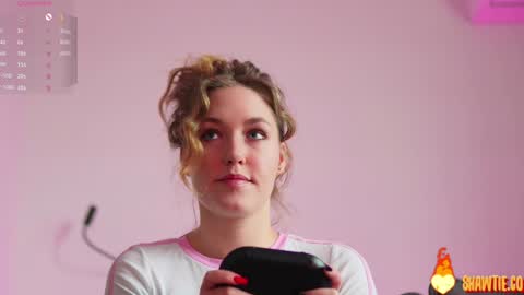 Snapshot of _taylor_swift chatting on November 23, 2025, 6:24 am Taylor online show from November 23, 2025, 6:24 am