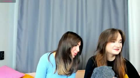 Snapshot of _teona_ann_for_you_ chatting on February 22, 2025, 6:06 am Teona and Annred hair online show from February 22, 2025, 6:06 am