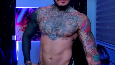 Snapshot of _thadeo_ chatting on November 9, 2025, 12:09 am ThadeoWolf online show from November 9, 2025, 12:09 am