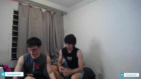 Snapshot of _the_neighbors chatting on November 17, 2025, 11:32 pm Scot y Patrick online show from November 17, 2025, 11:32 pm