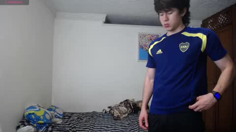 Snapshot of _the_neighbors chatting on January 16, 2026, 12:36 am Scot y Patrick online show from January 16, 2026, 12:36 am