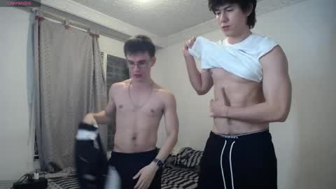 Scot y Patrick online show from April 21, 2026, 1:42 am