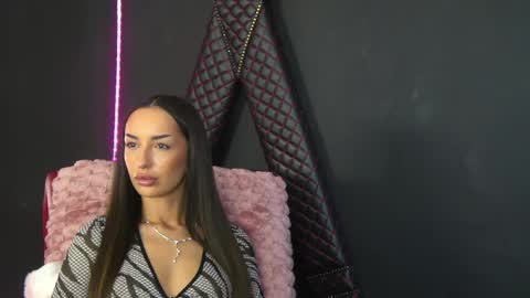 _tiffany_west online show from May 27, 2026, 4:53 am