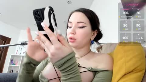 Snapshot of _timeless_paradox chatting on January 19, 2025, 9:44 am LilyOpen Pvt online show from January 19, 2025, 9:44 am