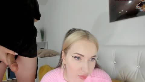 Snapshot of _timeless_paradox chatting on October 22, 2025, 11:10 am LilyOpen Pvt online show from October 22, 2025, 11:10 am