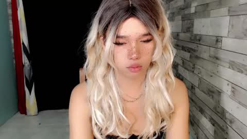 Snapshot of _topdomfucker_ chatting on January 17, 2025, 11:07 pm Iam Alex online show from January 17, 2025, 11:07 pm