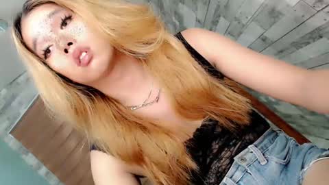 Snapshot of _topdomfucker_ chatting on February 17, 2025, 8:19 am Iam Alex online show from February 17, 2025, 8:19 am