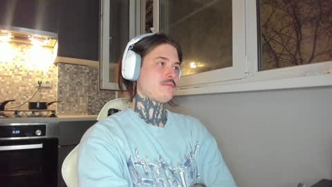 _torfin_ online show from January 9, 2025, 8:55 pm