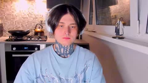 _torfin_ online show from March 1, 2026, 8:22 pm