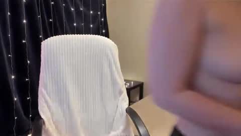 _vallylove online show from March 2, 2025, 12:42 am