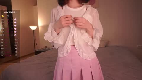 Viola online show from February 15, 2025, 6:33 pm