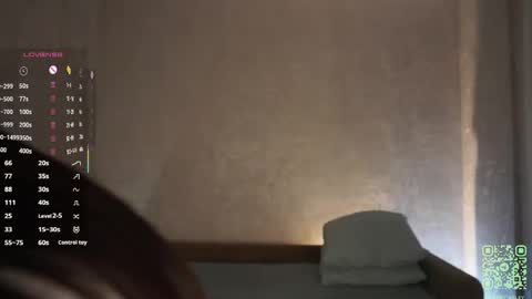 Snapshot of _vi_vi_ chatting on May 8, 2026, 6:13 pm Viola online show from May 8, 2026, 6:13 pm