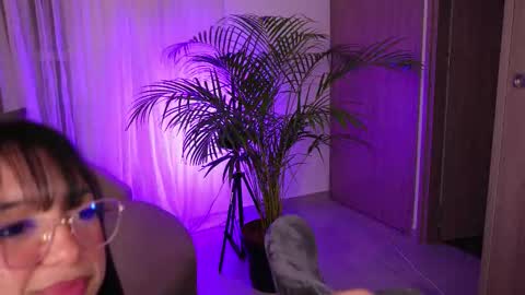 VICTORIA online show from September 30, 2025, 11:32 pm