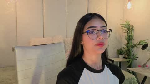   online show from April 2, 2026, 7:44 pm