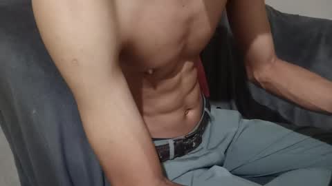 _vov_ online show from April 11, 2026, 5:28 pm